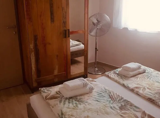 Apartman Tin Starigrad-Paklenica